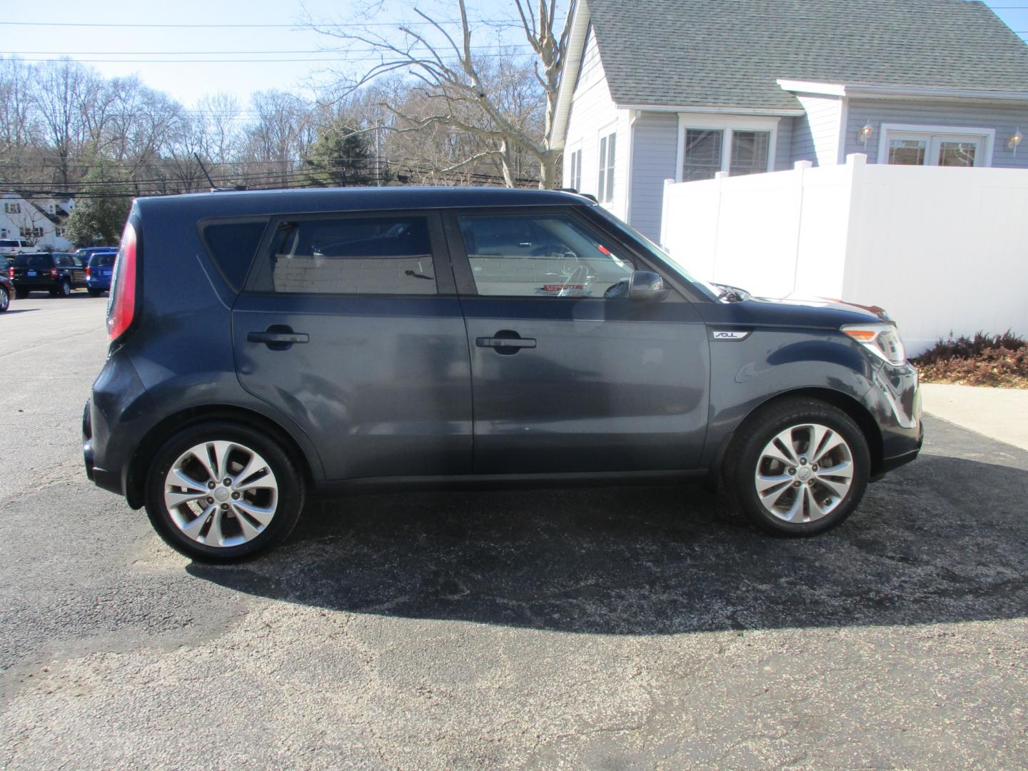 2016 GRAY Kia Soul (KNDJP3A54G7) , AUTOMATIC transmission, located at 540a Delsea Drive, Sewell, NJ, 08080, (856) 589-6888, 39.752560, -75.111206 - Photo#8